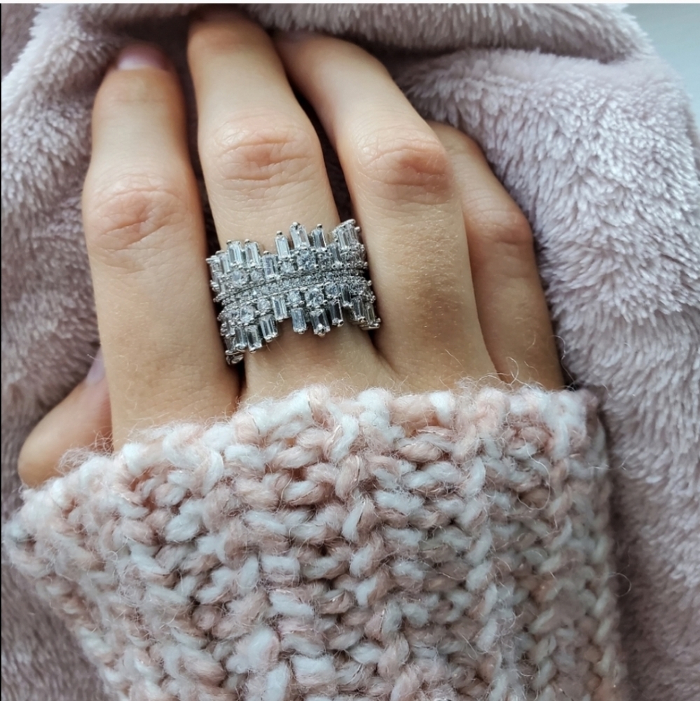 New Elegant Wide Wedding/Engagement Ring - Picture 2 of 12